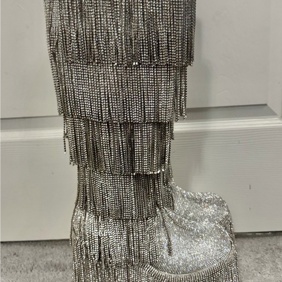 Glamorous Silver Fringe Heeled Boots - Picture 3 of 5